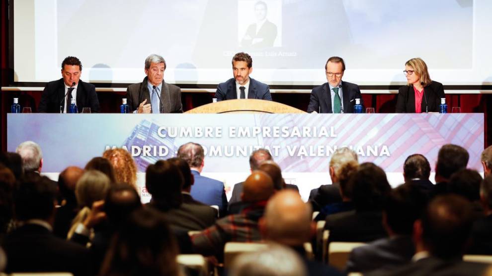 Celebración de la I Cumbre Empresarial Madrid-Comunitat Valenciana en el Casino de Madrid