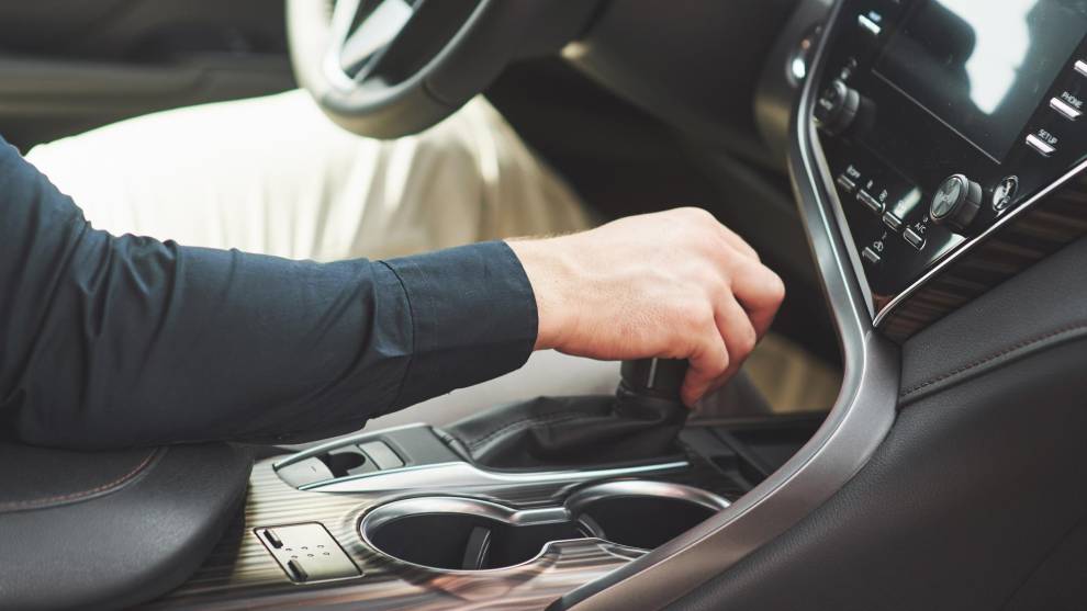 El cambio manual podría llegar a desaparecer ante el avance de los coches eléctricos