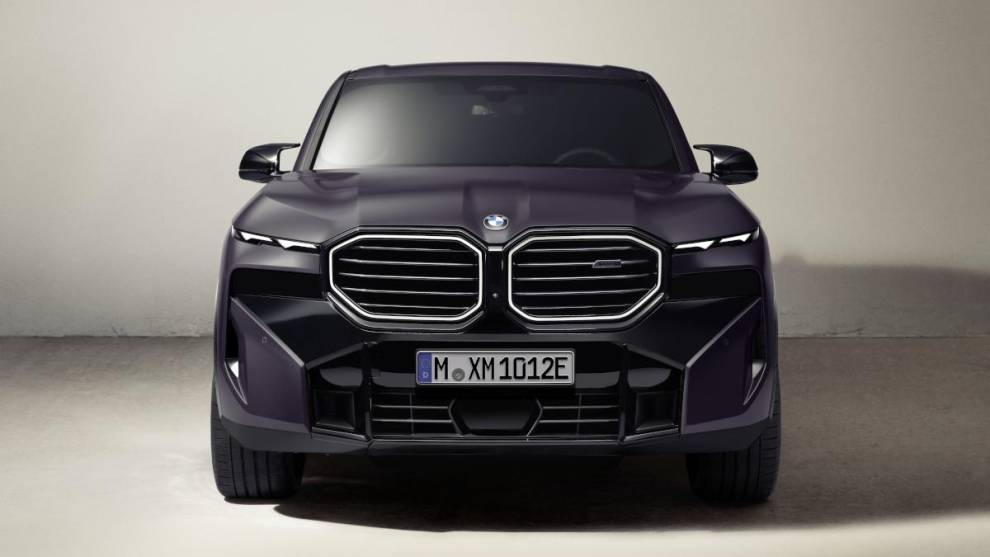 BMW XM by Kith 2025