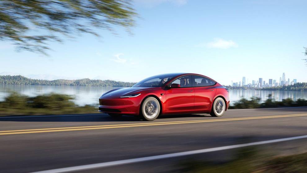 Tesla Model 3, el coche eléctrico favorito de los españoles en abril
