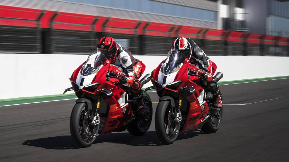 Ducati Panigale V4 R: 240 CV y 44.000 euros de Superbike
