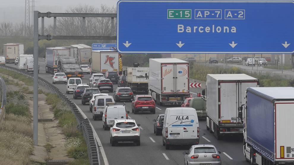 Cataluña quiere reducir la velocidad a 110 km/h en la AP7 para reducir los accidentes