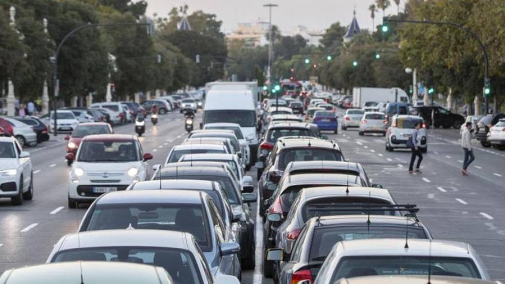Un impuesto verde en 2025 para los coches que contaminen “deliberadamente”