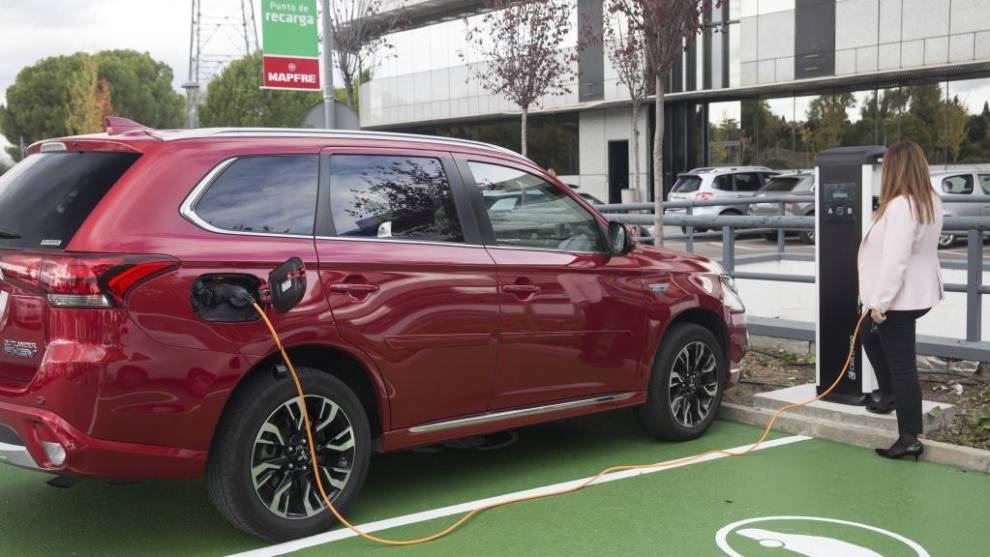 La nueva movilidad eléctrica ‘revoluciona’ el mundo del motor