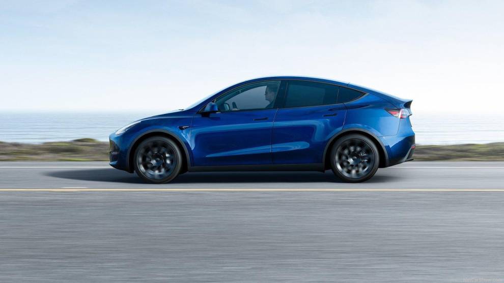 Tesla lanza una nueva variante del Model Y con 600 kilómetros de autonomía desde 48.990 euros