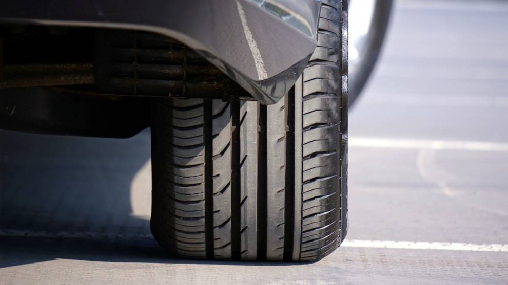 ¿Qué significa el código de velocidad de los neumáticos del coche?