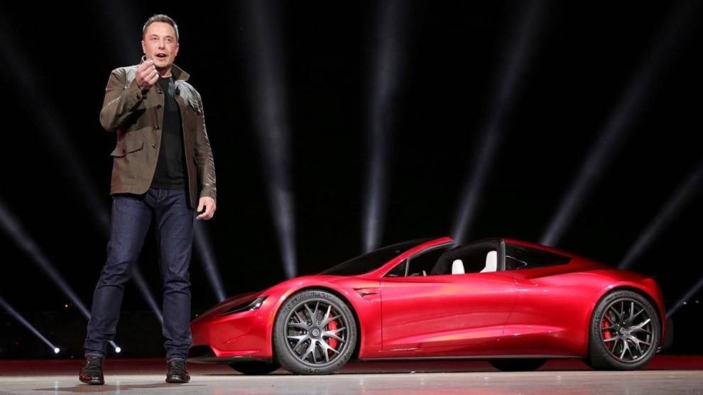 Elon Musk confirma que ya se pueden comprar sus Tesla con Bitcoin